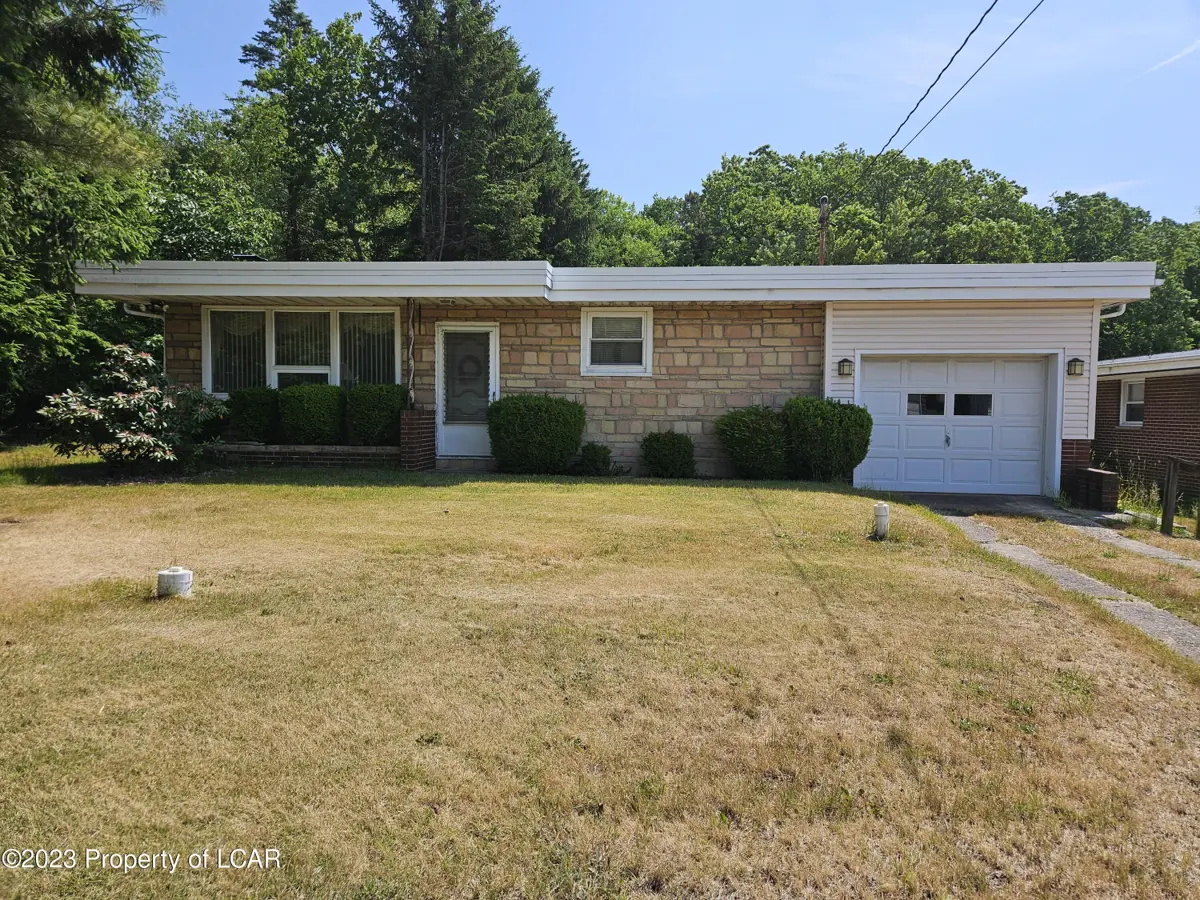 859 Stockton Mountain Road, Beaver Meadows in Beaver Meadows