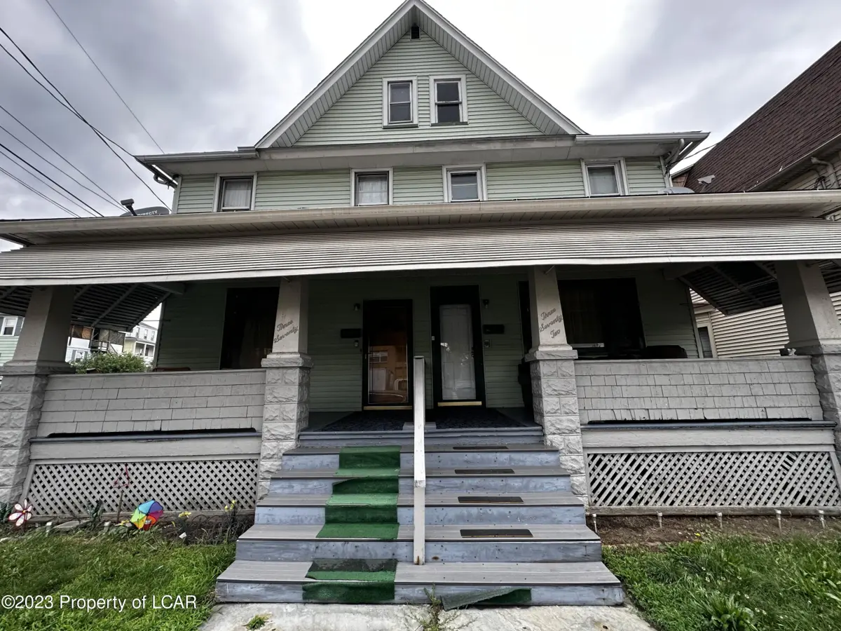 372-370 Parrish St, Wilkes-Barre in Wilkes-Barre