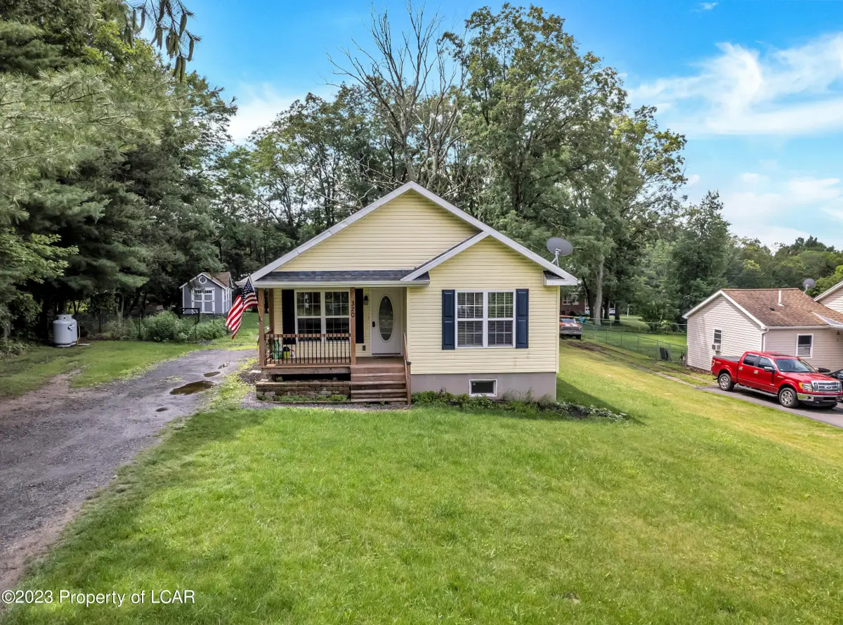 320 Nuangola Road, Mountain Top in Mountain Top