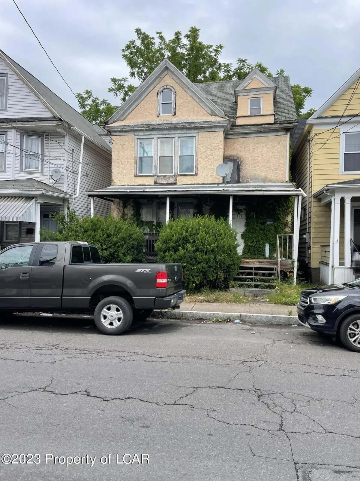 169 Wood Street, Wilkes-Barre in Wilkes-Barre