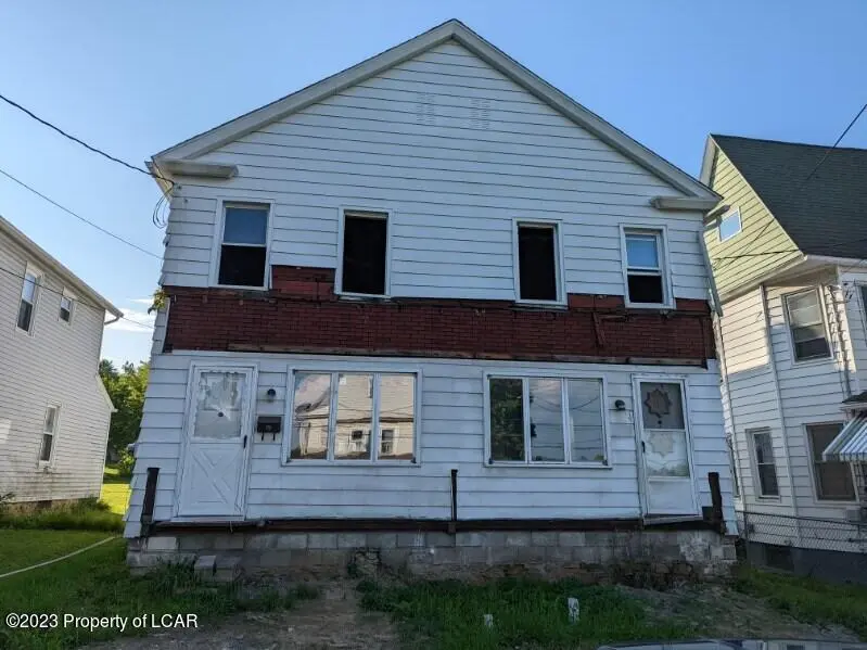 35 5TH Street, Larksville in Larksville
