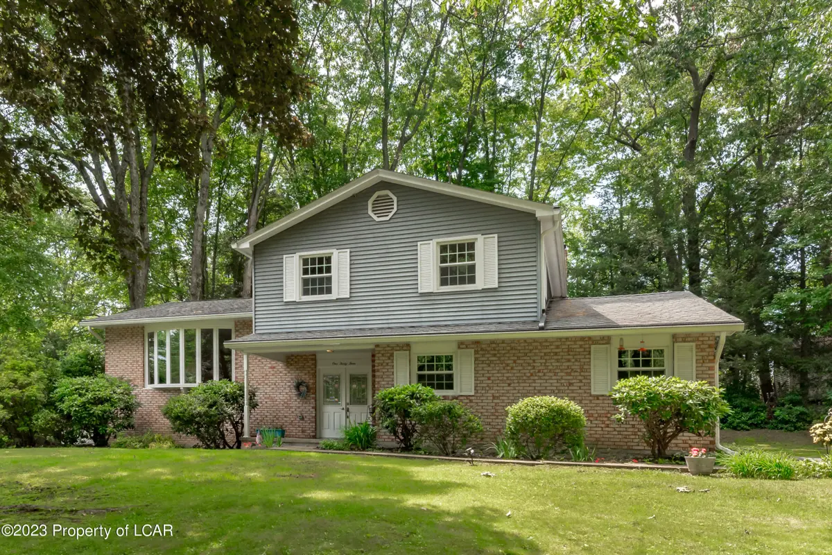 133 White Birch Lane, Dallas in Dallas