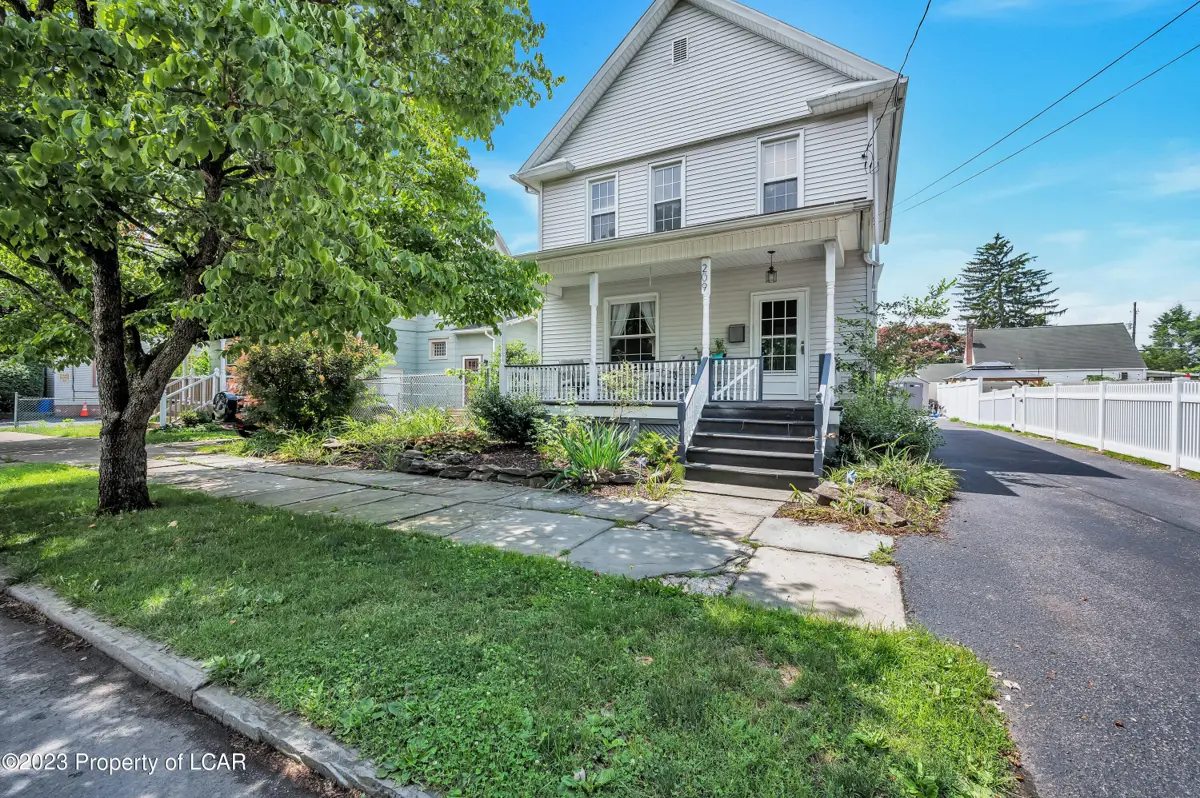 209 Delaware Avenue, West Pittston in West Pittston