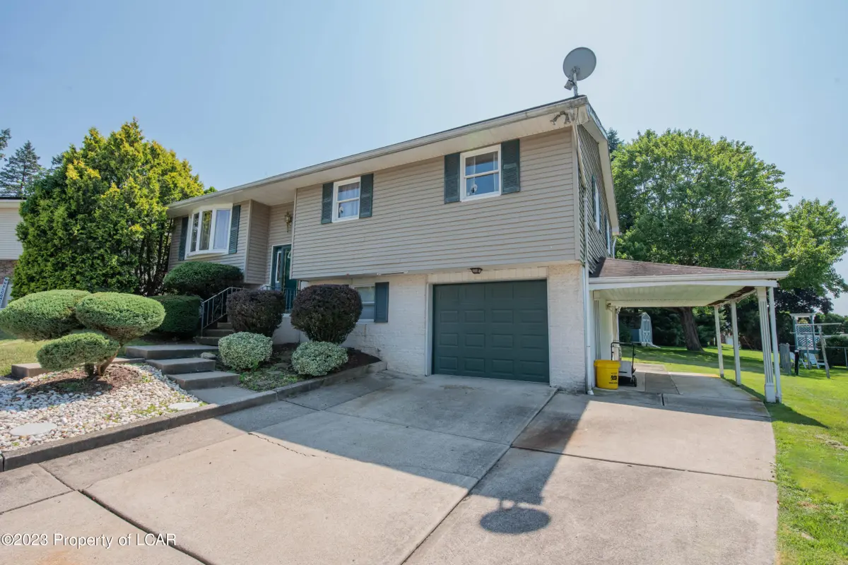 1508 Stewart Drive, Nanticoke in Nanticoke