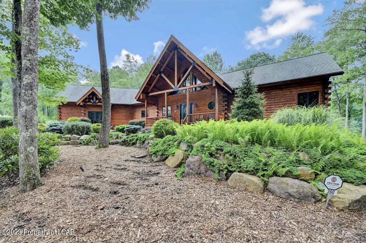 360 Wolf Hollow Road, Lake Harmony in Lake Harmony