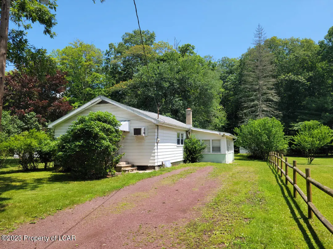 145 Mary Avenue, Mountain Top in Mountain Top