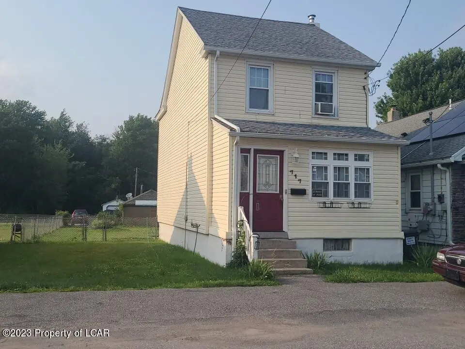 717 North Street, West Hazleton in West Hazleton