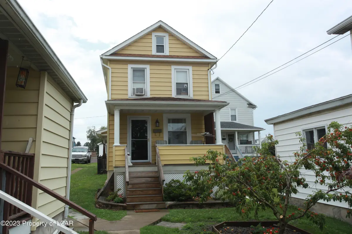 120 1/2 Lackawanna Avenue, Dupont in Dupont