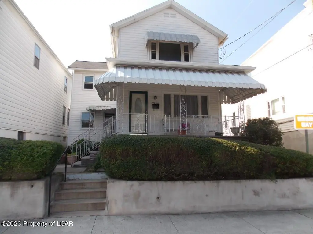 52 E Grove Street, Edwardsville in Edwardsville