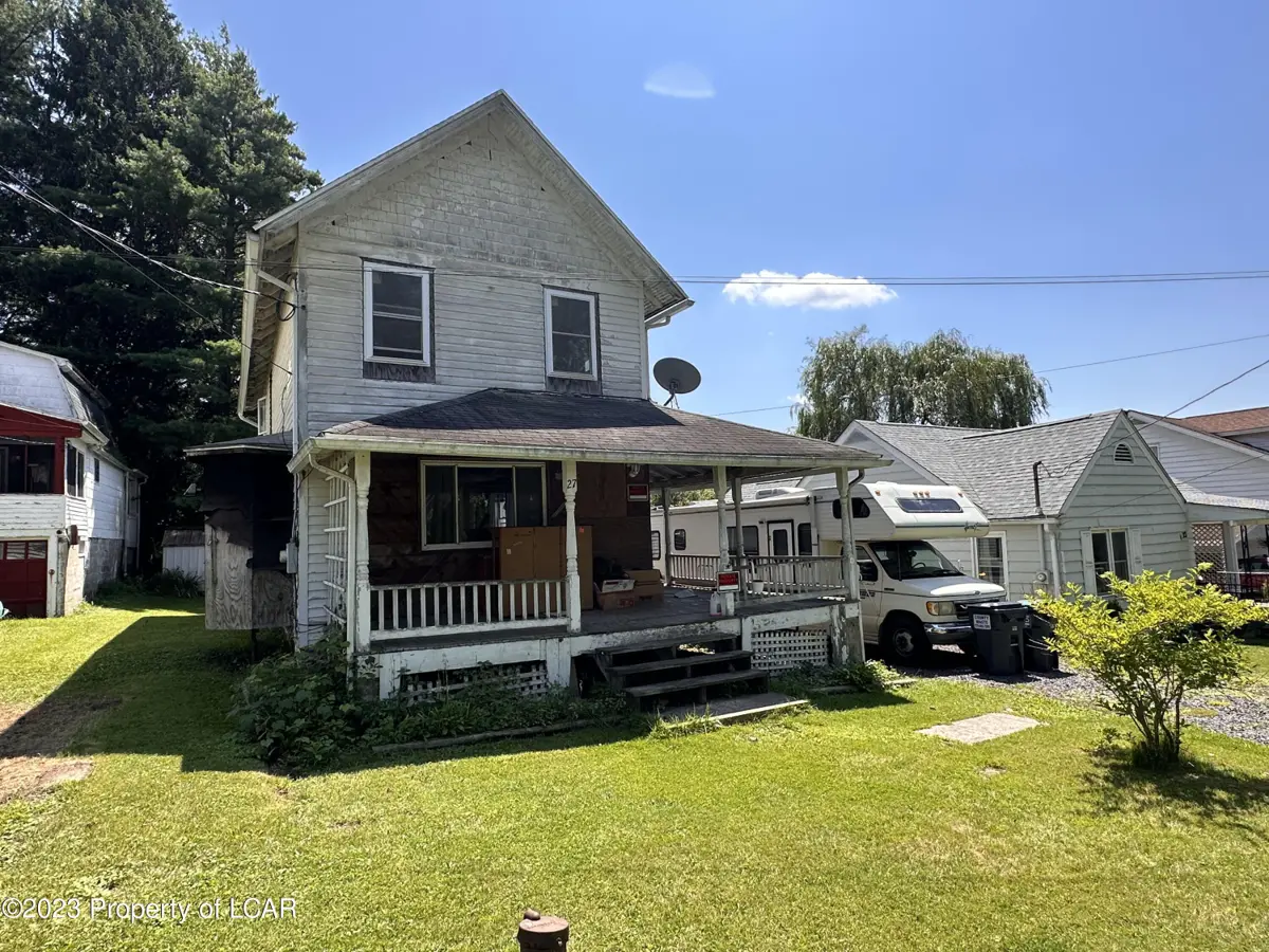 27 1st Street, Harveys Lake in Harveys Lake