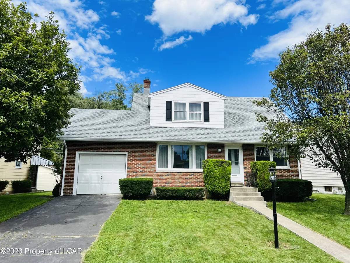 28 Meadow Avenue, Tamaqua in Tamaqua