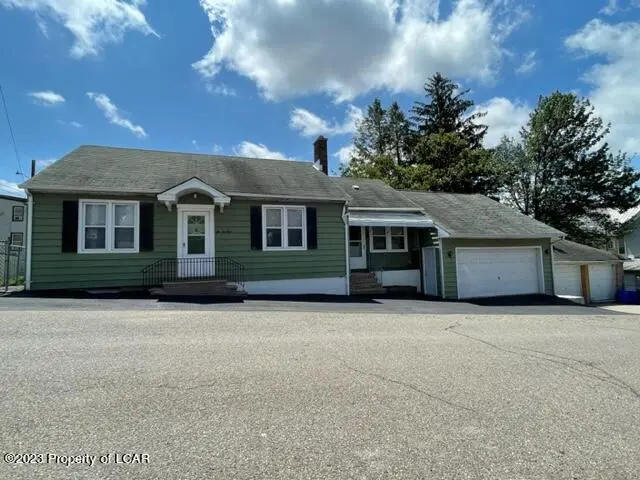 224 W 7th Street, Hazleton in Hazleton