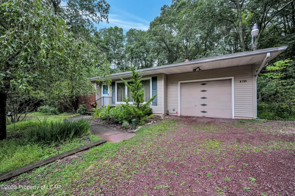 2125 Church Road, Mountain Top in Mountain Top
