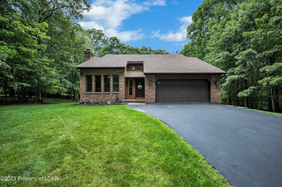 25 Wilderness Drive, Mountain Top in Mountain Top