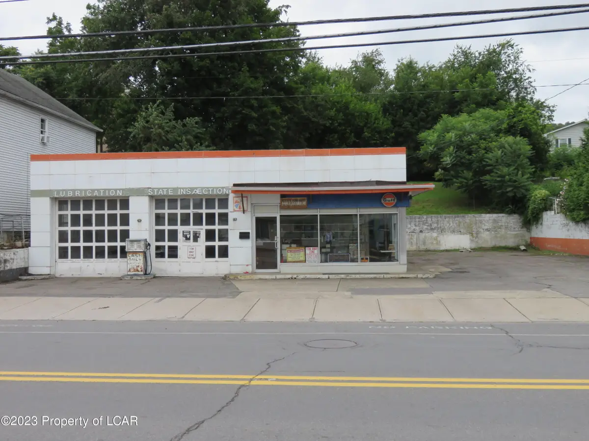 563 W Main Street, Plymouth in Plymouth