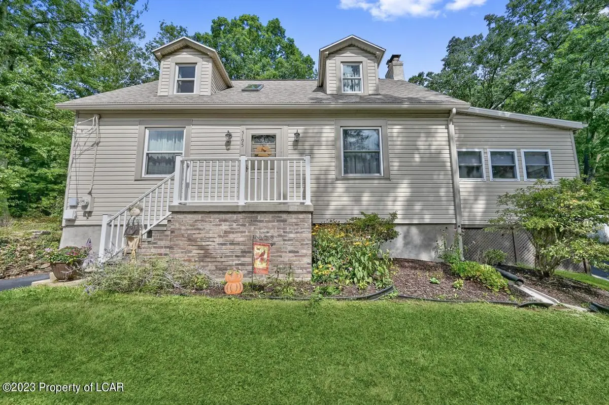 5195 Nuangola Road, Mountain Top in Mountain Top