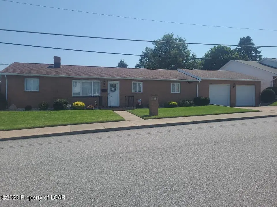 869 Roosevelt Street, Hazleton in Hazleton