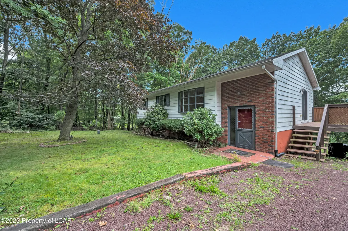 163 Old E End Boulevard, Bear Creek in Bear Creek