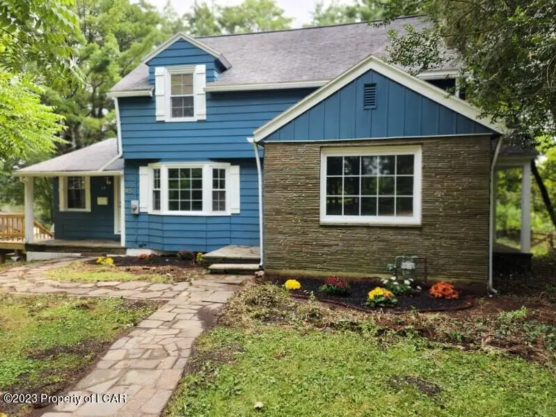 45 E Overbrook Road, Dallas in Dallas