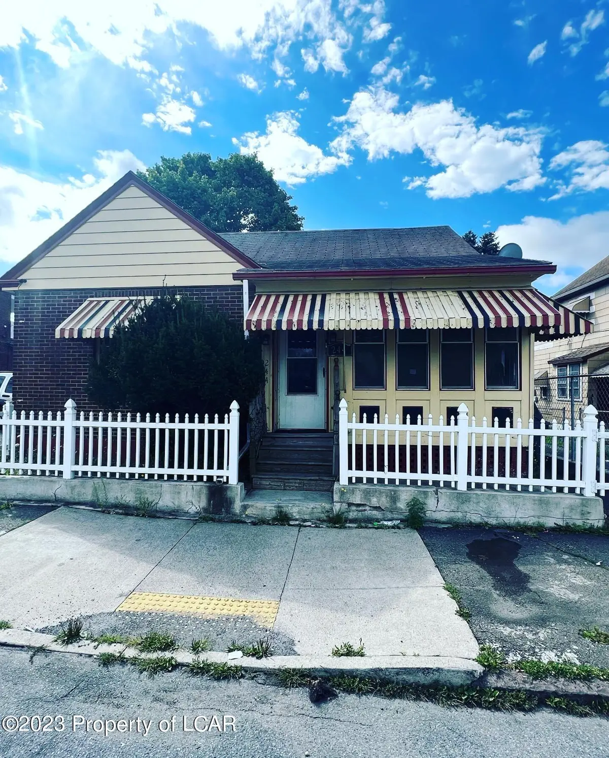 244 E Diamond Avenue, Hazleton in Hazleton