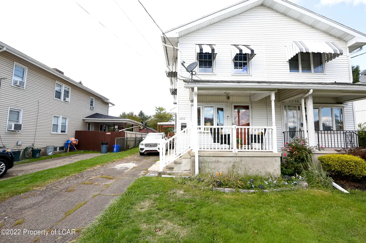 1255 Sively Street, Hanover Township in Hanover Township