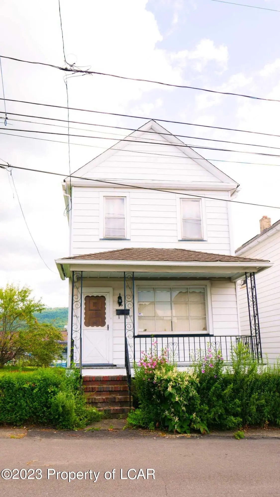 76 Kent Lane, Wilkes-Barre in Wilkes-Barre
