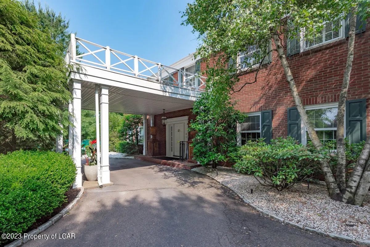 313 Sylbert Drive, Kingston in Kingston