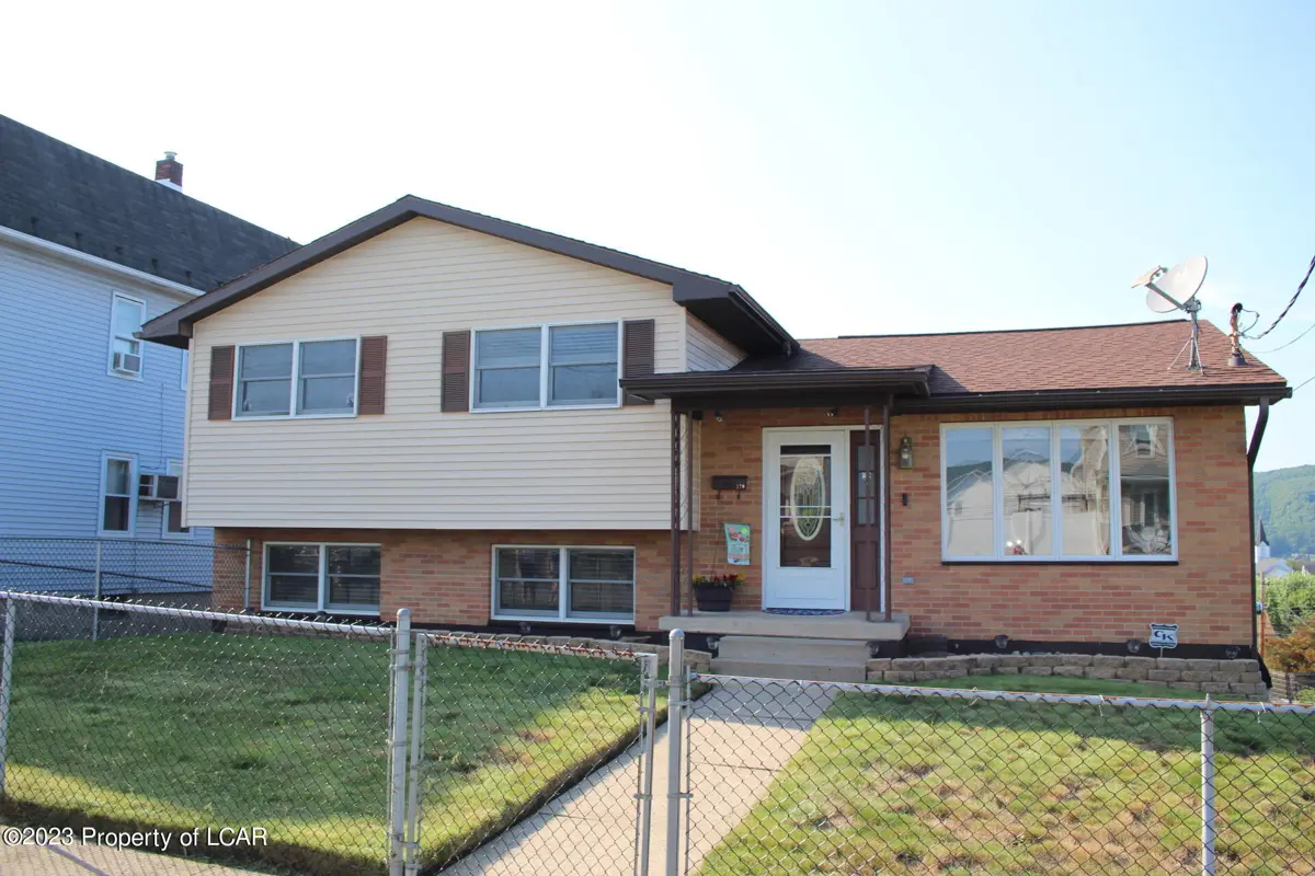 170 E Noble Street, Nanticoke in Nanticoke