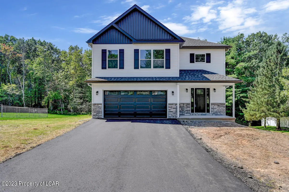 234 Grandview Avenue, Mountain Top in Mountain Top