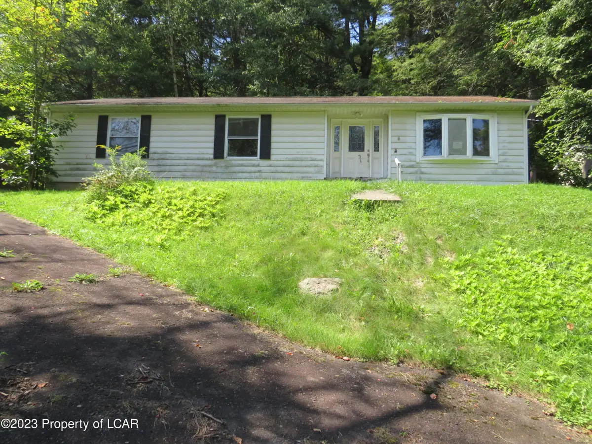 116 Abby Road, Falls in Falls