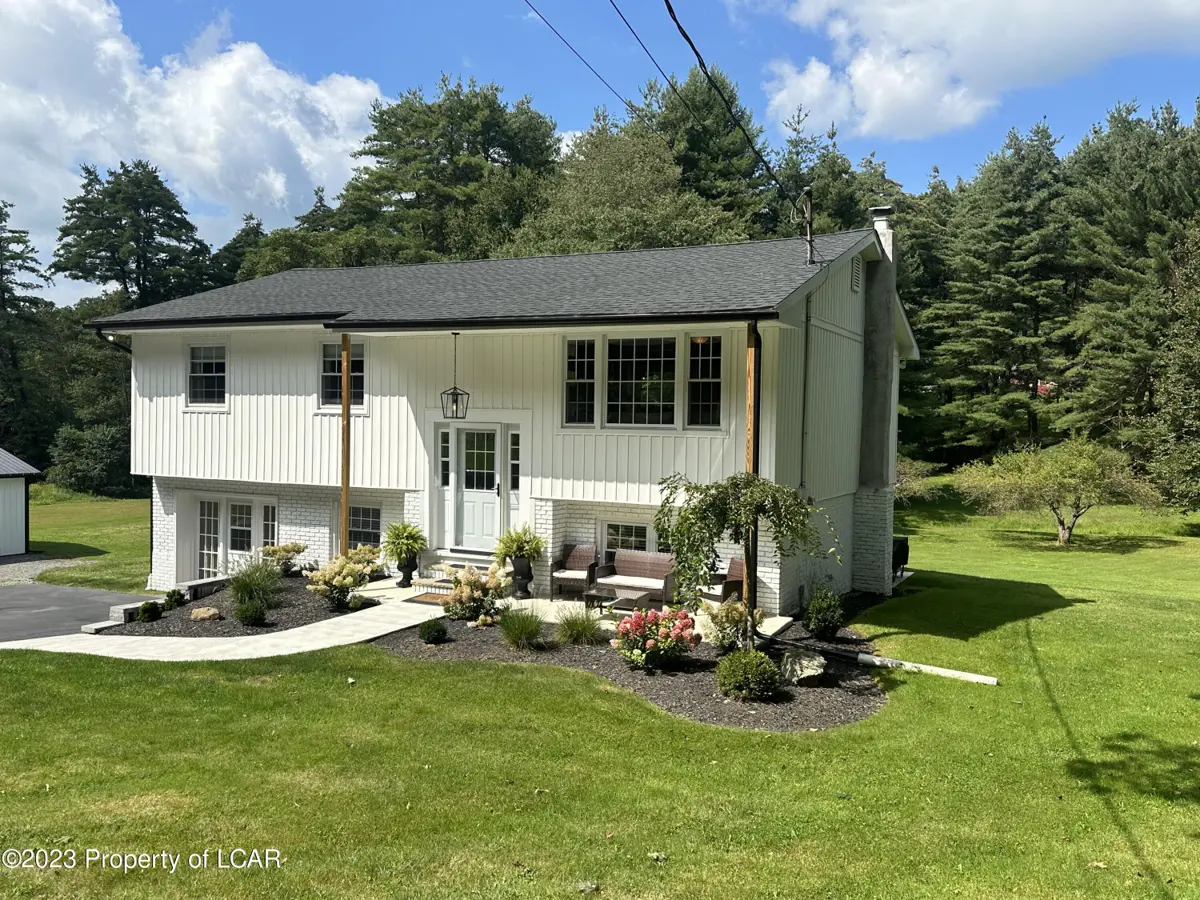 2778 Chase Road, Shavertown in Shavertown