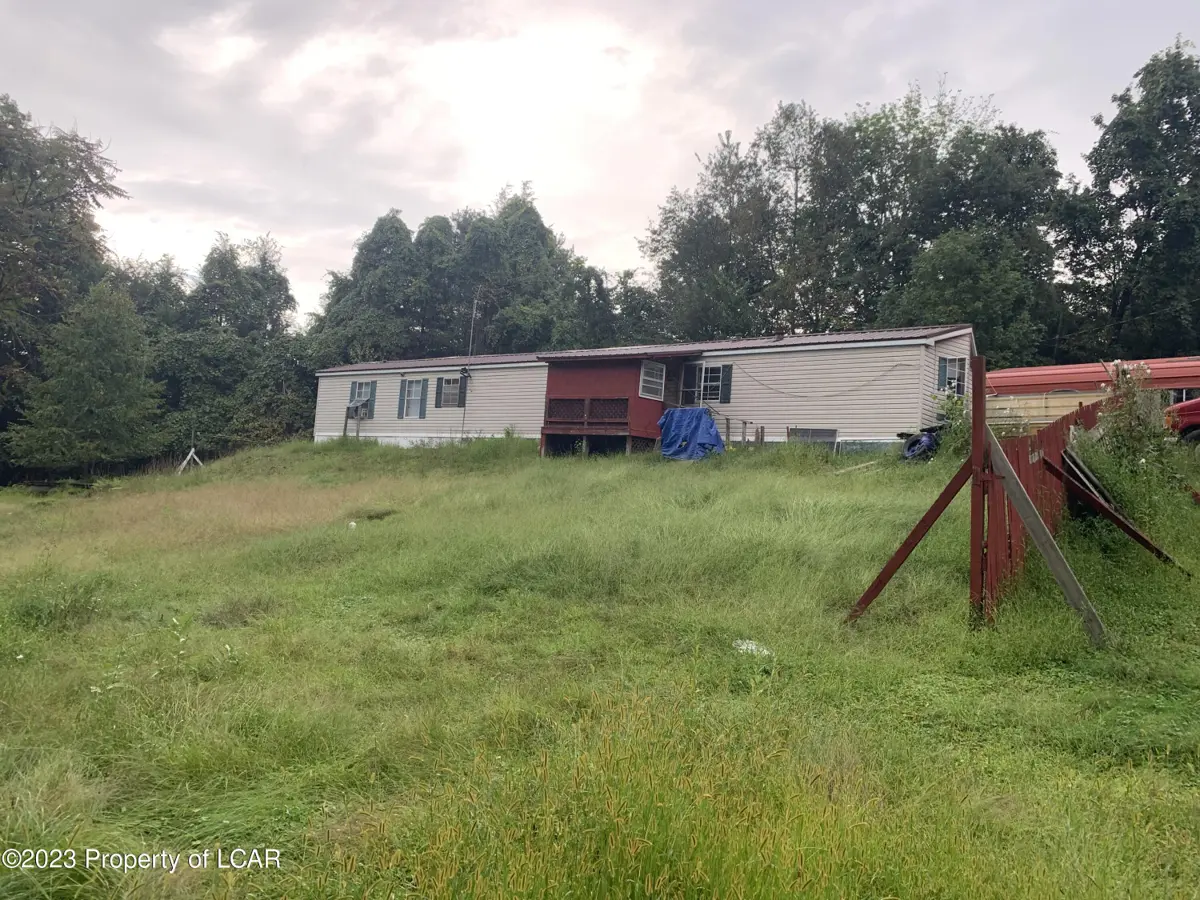 137 Saxe Road, Sweet Valley in Sweet Valley