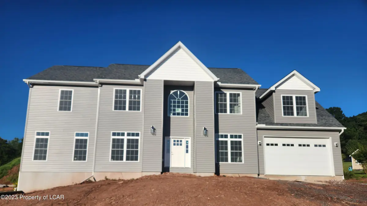 22 Royal Crest Drive, Sugarloaf in Sugarloaf