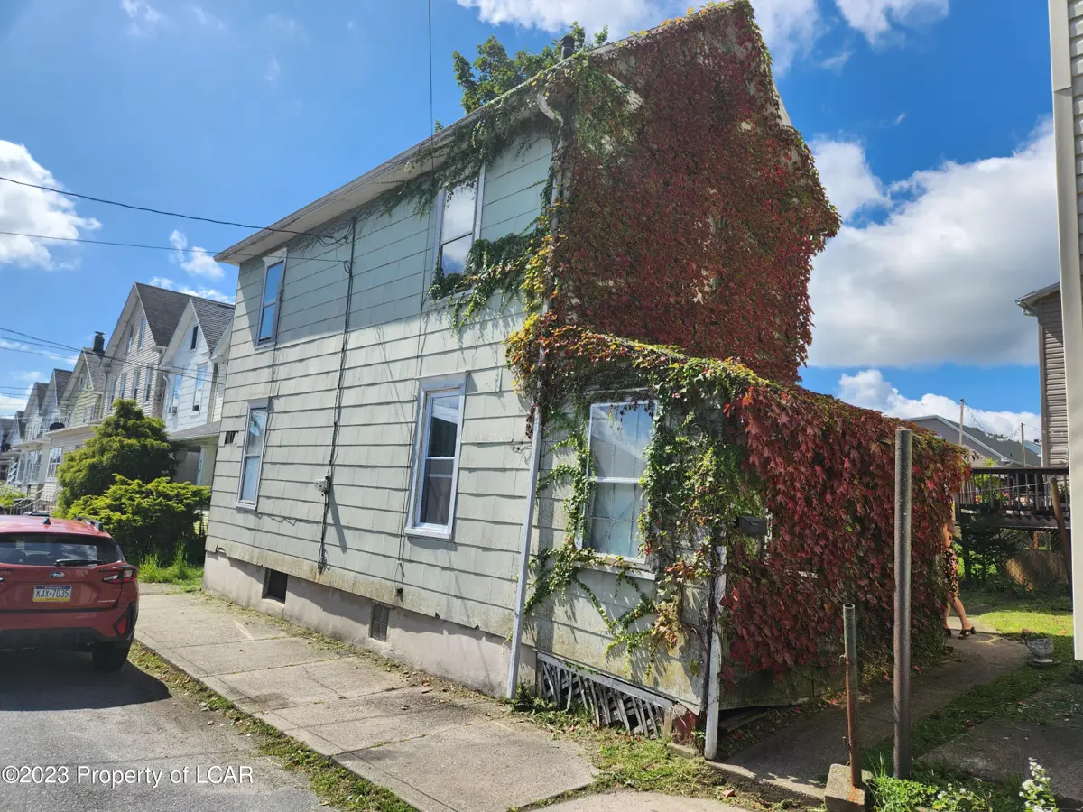 Rear 602 South Street, Freeland in Freeland