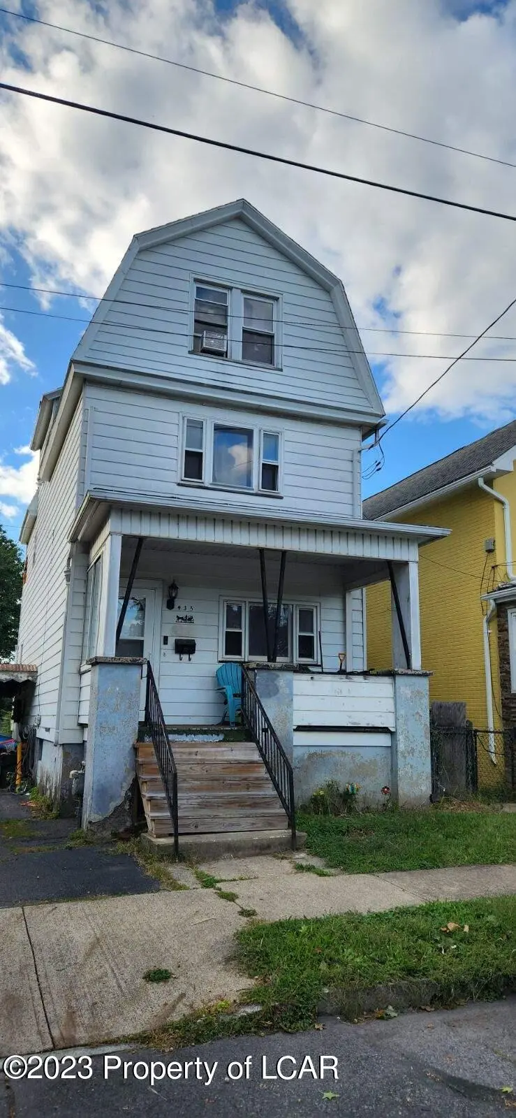 435 New Grove Street, Wilkes-Barre in Wilkes-Barre