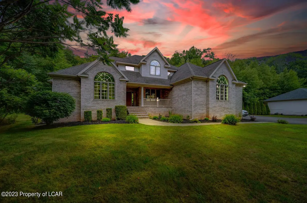 329 Fallbrook Road, Carbondale in Carbondale