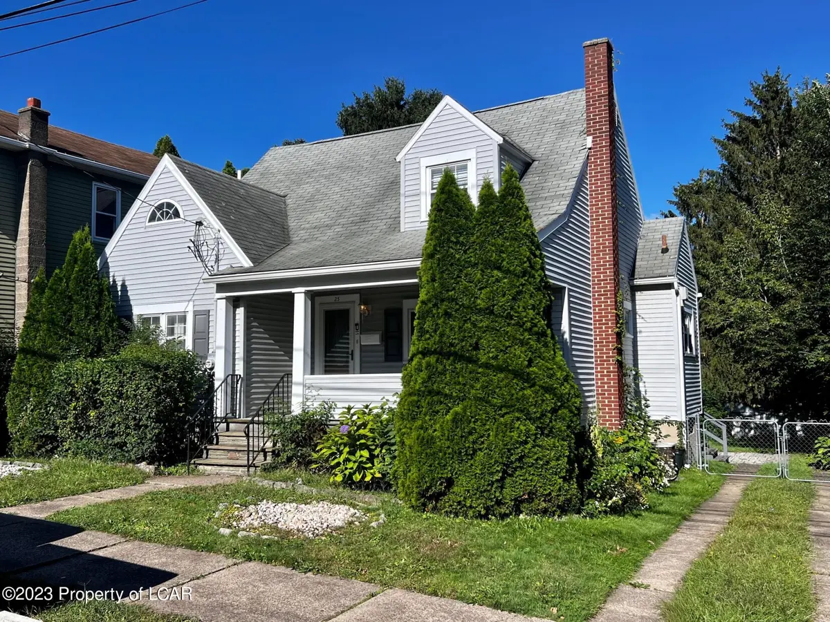 25 Frederick Street, Wilkes-Barre in Wilkes-Barre