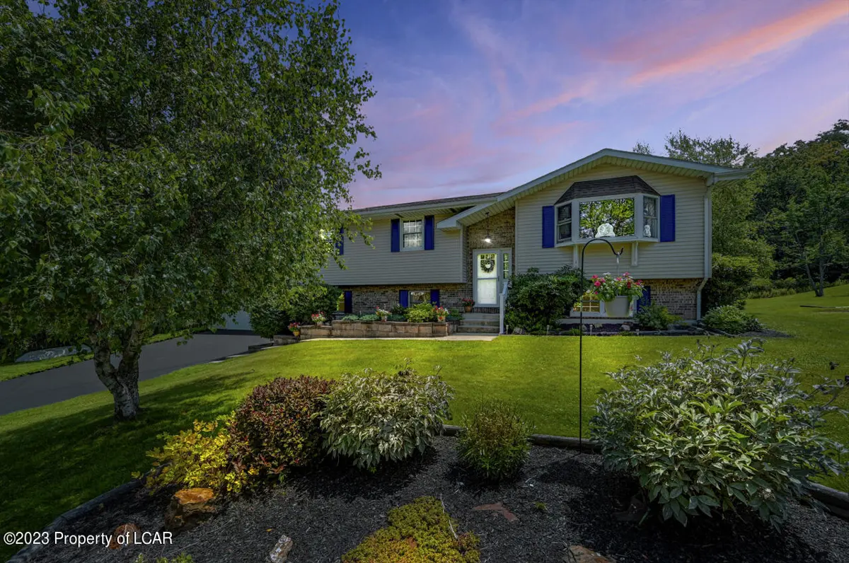 1615 Davinci Lane, Clarks Summit in Clarks Summit