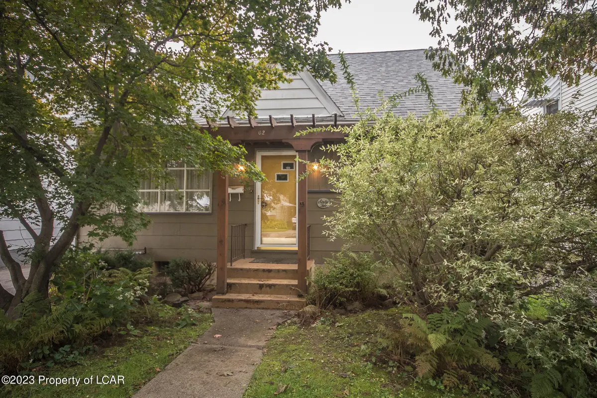 62 Catlin Avenue, Wilkes-Barre in Wilkes-Barre