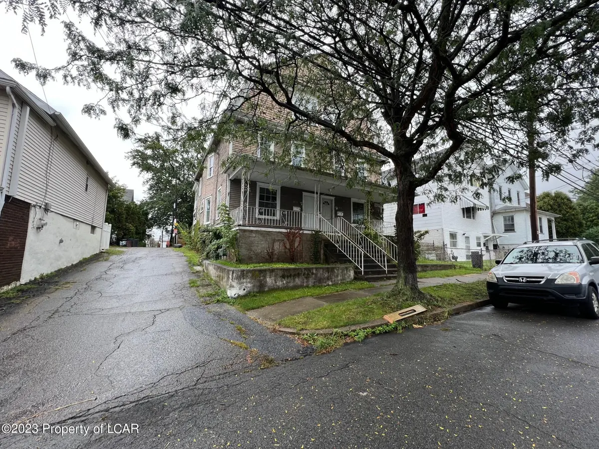 615 Beech Street, Scranton in Scranton