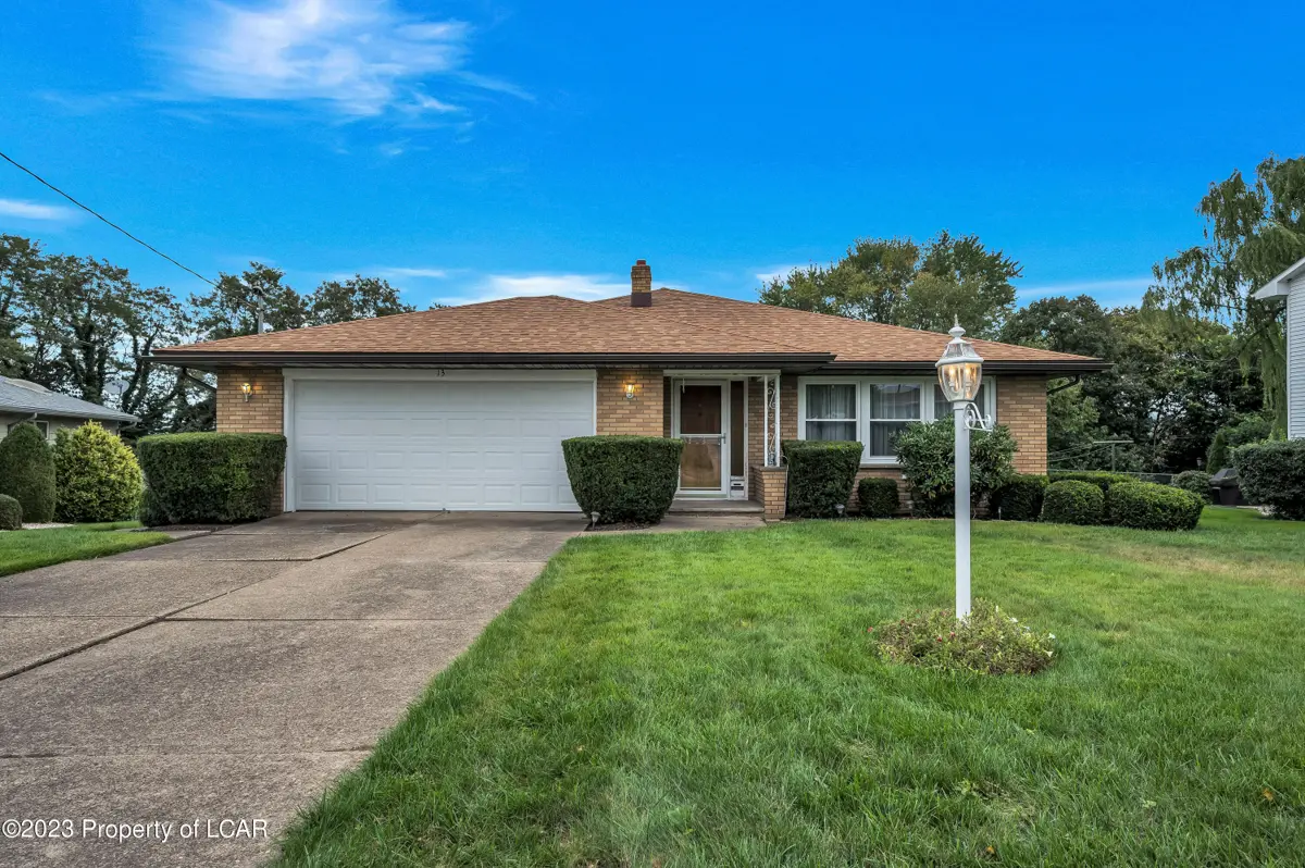 13 Lawrence Street, Nanticoke in Nanticoke