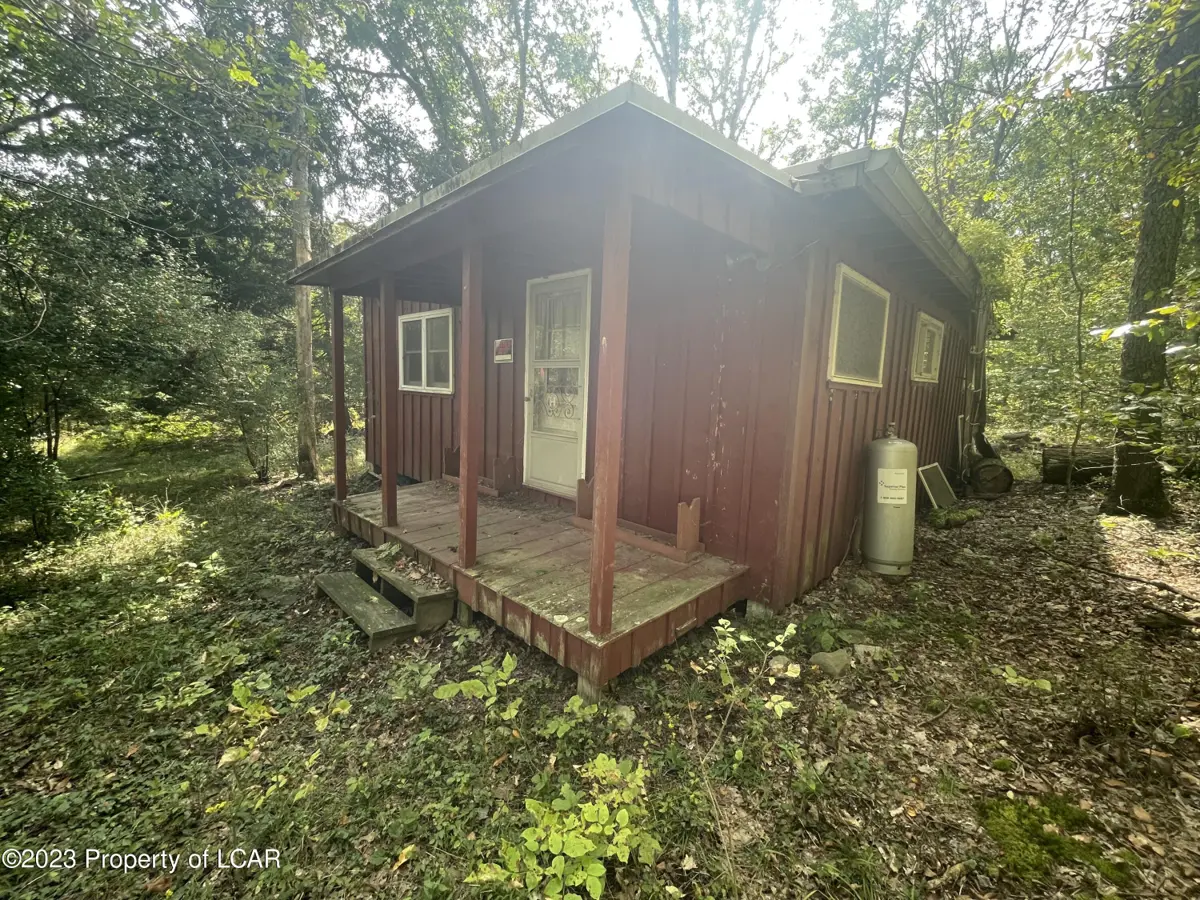37 Glen Oaks Lane, White Haven in White Haven