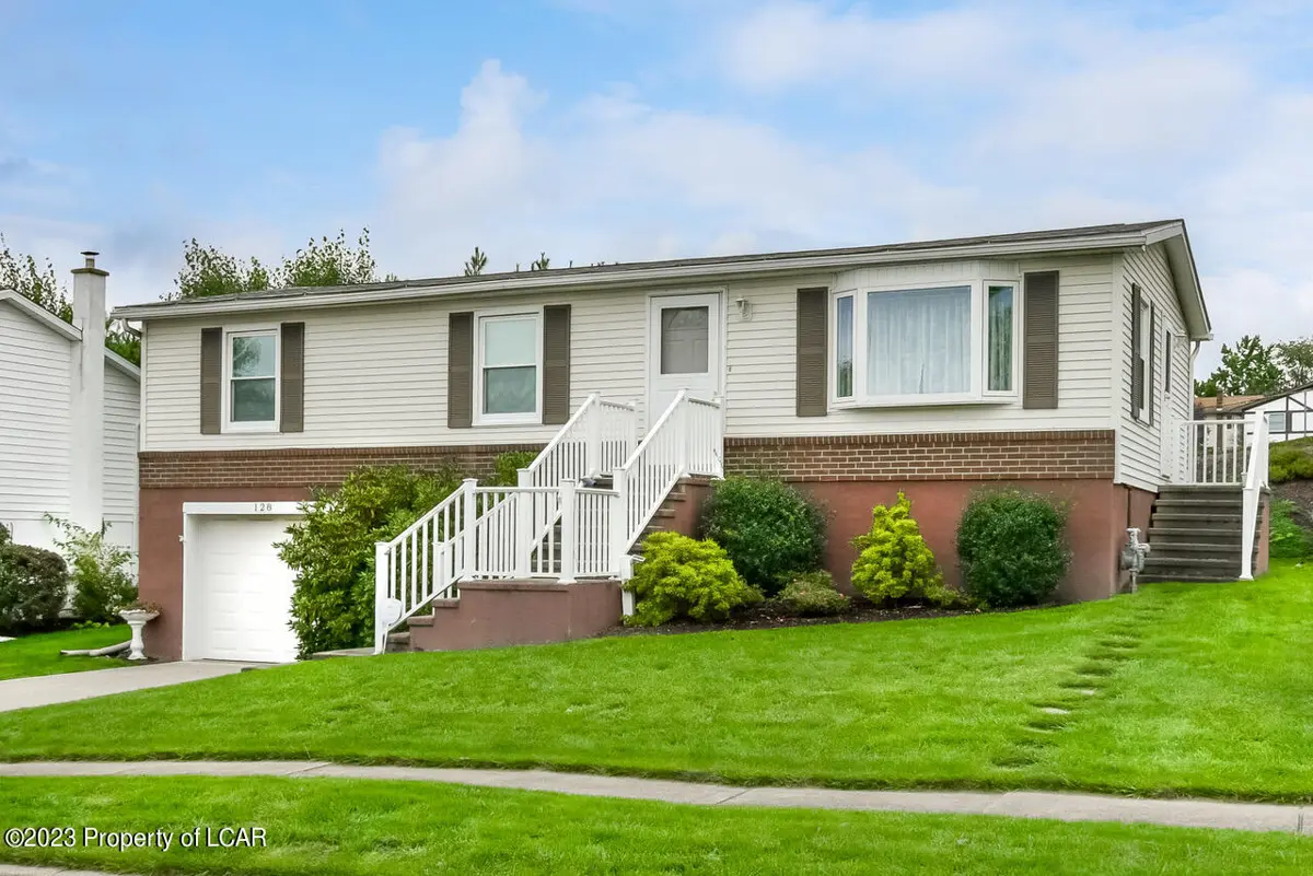 128 Virginia Drive, Wilkes-Barre in Wilkes-Barre