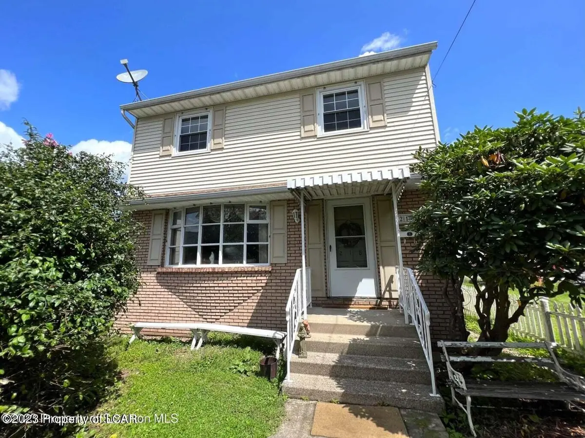 218 Jackson Street, Olyphant in Olyphant
