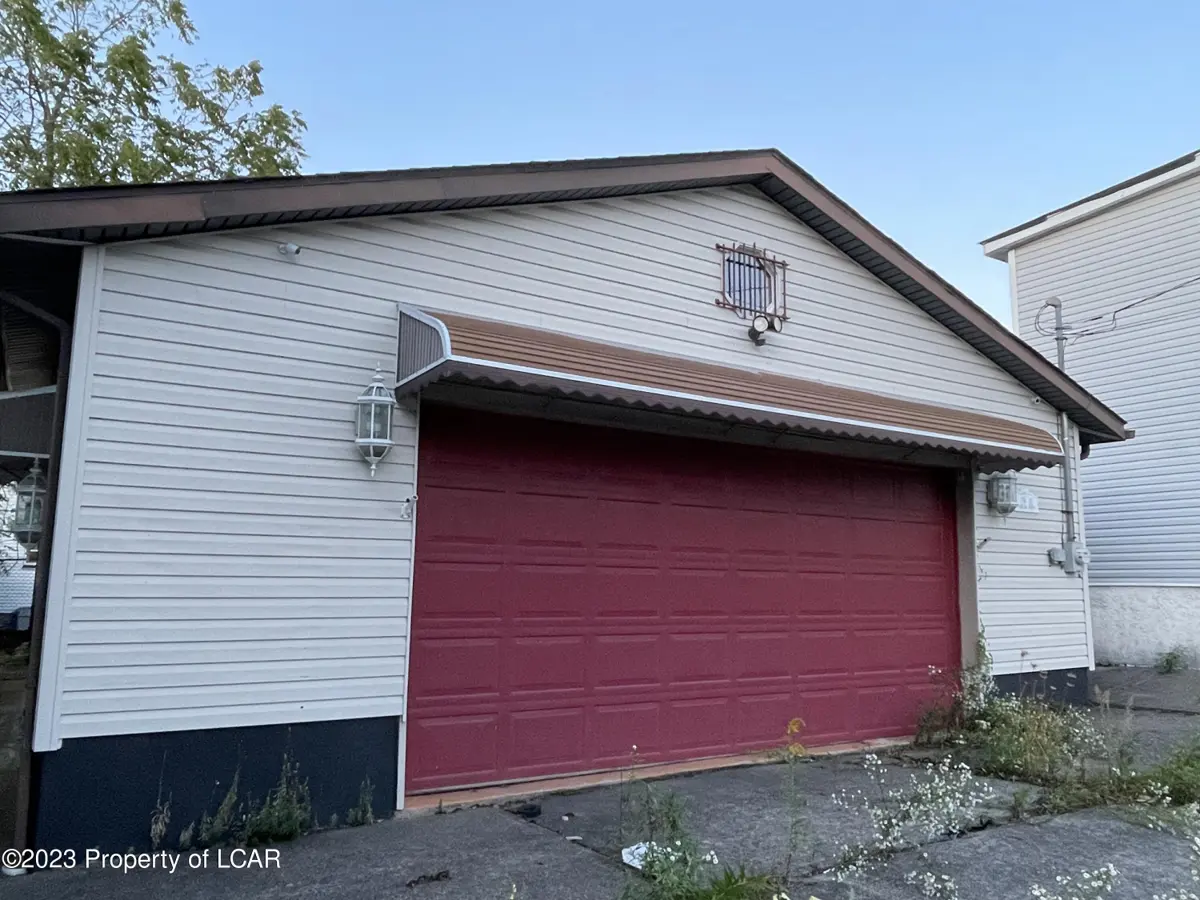29 W Hemlock Street, West Hazleton in West Hazleton