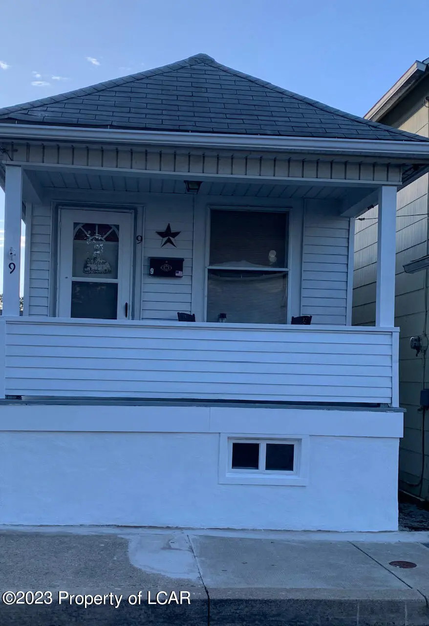 9 Laurel Street, Edwardsville in Edwardsville