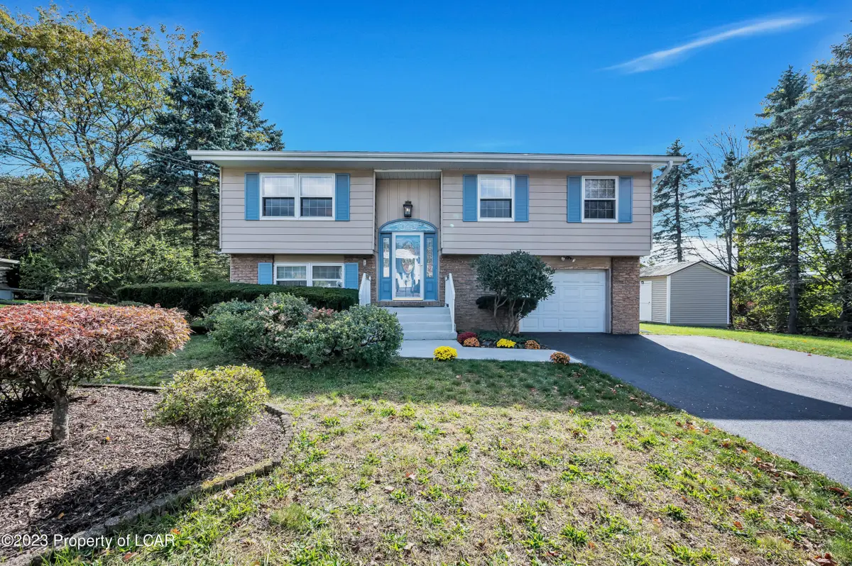 131 Cedarwood Drive, Laflin in Laflin