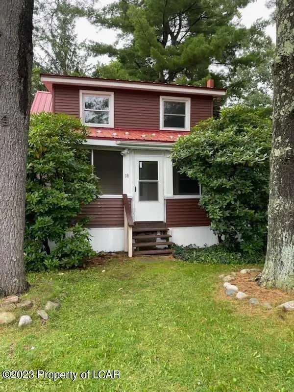 18 Bridge Street, Harveys Lake in Harveys Lake
