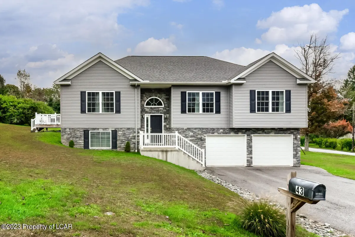 43 Yeager Avenue, Shavertown in Shavertown
