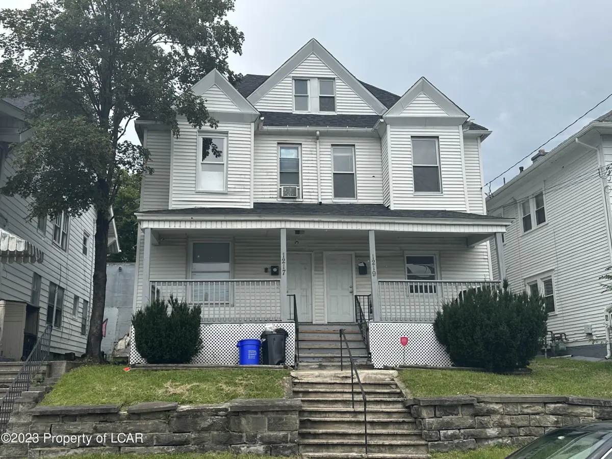 1217 Vine Street, Scranton in Scranton